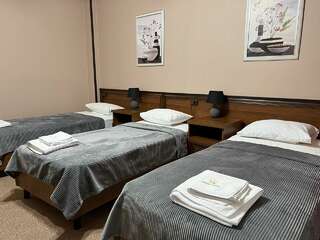 Гостиница Жемчуг Сочи Бюджетный трехместный номер-1