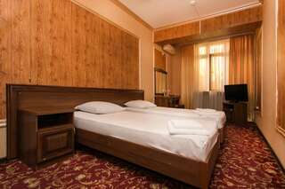 Гостиница Жемчуг Сочи Стандартный двухместный номер с 2 отдельными кроватями-2