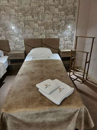 Гостиница Жемчуг Сочи Классический четырехместный номер-7