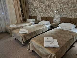 Гостиница Жемчуг Сочи Классический четырехместный номер-6